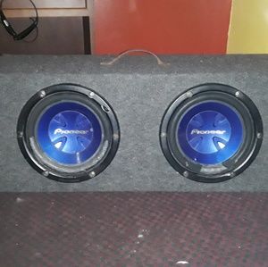 Car speaker
